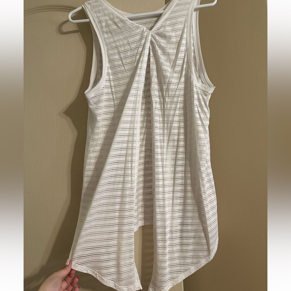 Lululemon tank top • Size 8 • $35